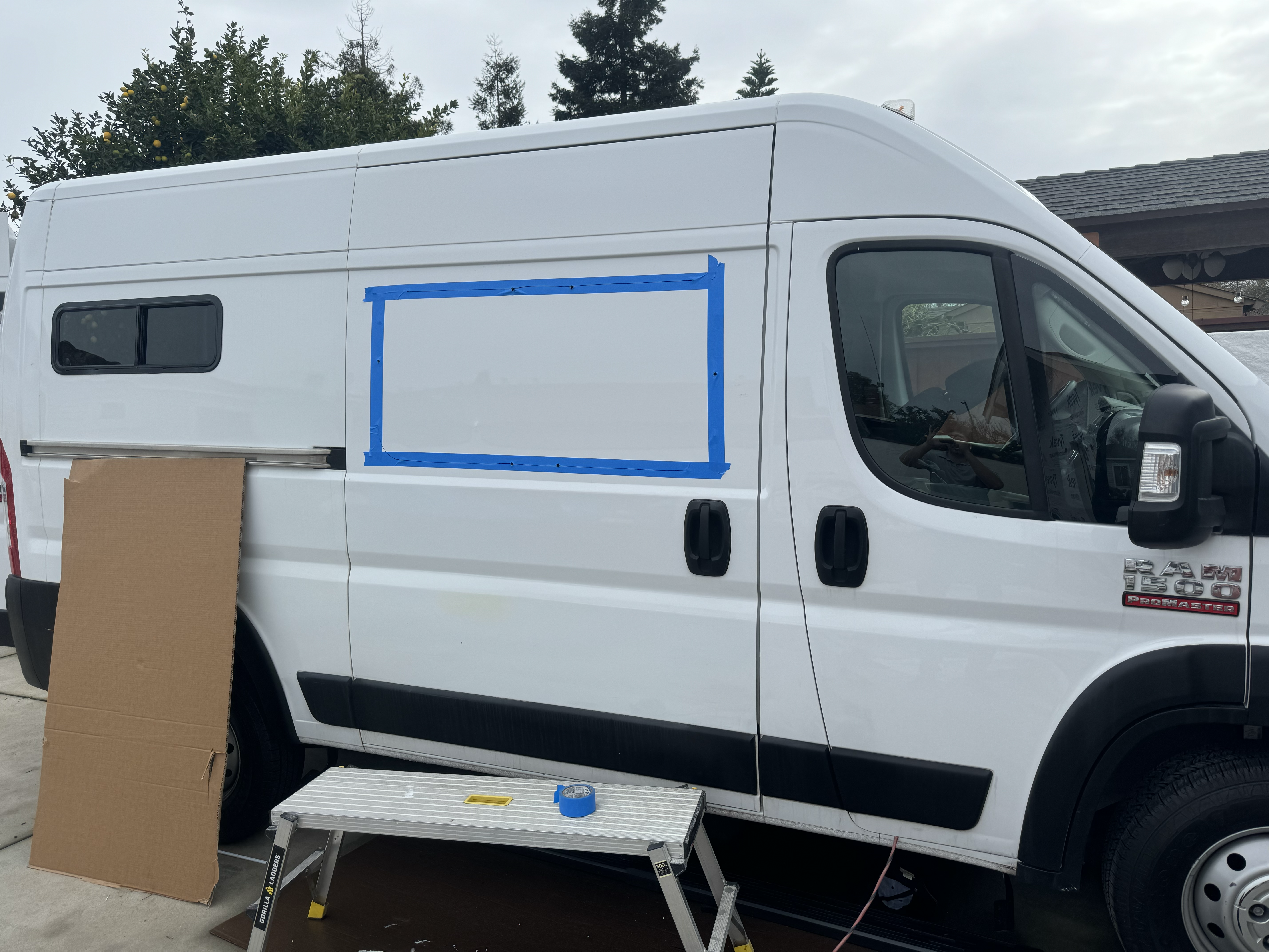 Side door window installation